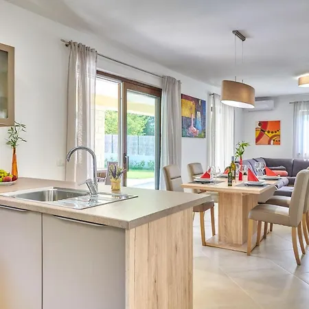 Giovanna فيلة بوريتش